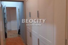 Novi Sad, Podbara, Gundulićeva, 4.0, 70m2, Novi Sad - grad, Appartement