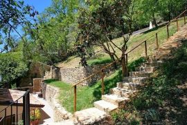 Kuća Kamena kuća sa bazenom i panoramskim pogledom., Motovun, Casa