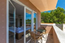 Kuća Prodajemo modernu kuću sa pogledom na more!, Medulin, Ev