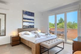 Kuća Prodajemo modernu kuću sa pogledom na more!, Medulin, House