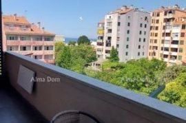 Stan Prodaje se stan s pogledom na more, Rovinj, Rovinj, Apartamento