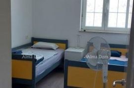 Stan Prodaje se stan s pogledom na more, Rovinj, Rovinj, Apartamento