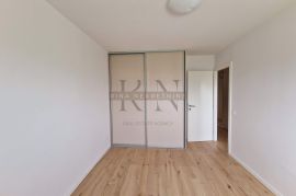 ZAGREB-STENJEVEC-ŠPANSKO,89M2,4s,ODLIČAN TLOCRT-ORIJENTACIJA-LOKACIJA-PREPORUKA!!!, Stenjevec, Apartamento