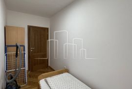 Prodaja Nova Otoka trosoban stan sa garažom, Sarajevo Novi Grad, Apartamento