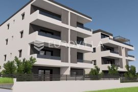 Trogir, Seget Donji, dvosoban stan na 2 katu neto korisne površine 69,69 m2 – S5, Seget, Apartamento