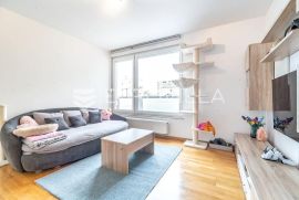 Zagreb, Špansko prekrasan trosoban stan 65m2, Zagreb, Wohnung