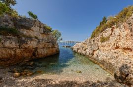 DALMACIJA ,  DREVNIK VELIKI Unikatna vila na jedinstvenoj lokaciji uz more, Trogir - Okolica, Casa