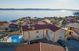 APARTMAN UZ MORE S PREDIVNIM POGLEDOM RIBARICA, Karlobag, Daire