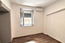 Kačićeva ulica- 28m2-prilika za investiciju!!, Donji Grad, Appartment