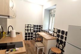 Kačićeva ulica- 28m2-prilika za investiciju!!, Donji Grad, Apartamento