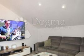 Centar-45m2,1s+db kompletno adaptiran sve NOVO!!, Rijeka, Wohnung