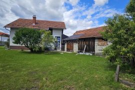 Kuća u Jerovcu, Ivanec, House