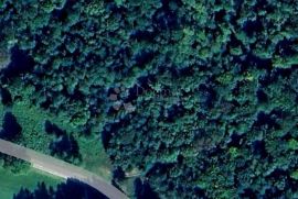 Klana-Lisac, šuma sa pristupnim putom, Klana, Zemljište