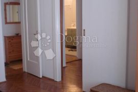 MAKSIMIR, LIJEP SVIJETAO STAN, Maksimir, Apartamento