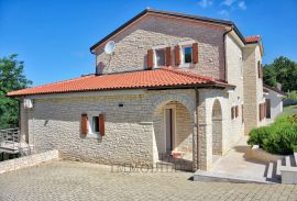 Prekrasna vila modernog dizajna u srcu Istre, 15 km od mora, Poreč, Casa