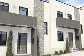 Požega, NOVOGRADNJA, atraktivan dvoetažni stan 132 m2, Požega, Flat