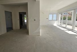 STAN, PRODAJA, ZAGREB, GRAČANI, 249 m2, 4-soban, Podsljeme, Flat