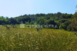 Štinjan građevinsko zemljište 450 m od mora, Pula, Terrain