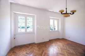 ISTRA, RAŠA - Dvosoban stan s garažom, Raša, Apartamento