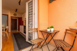 ROVINJ, RENOVIRANI JEDNOSOBAN STAN U PRIZEMLJU, Rovinj, Appartement