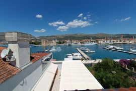 Atraktivna ponuda - Hotel s restoranom, prvi red do mora, Trogir, Maison