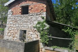 Lovran, imanje okruženo šumom, Lovran, House