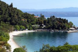 Medveja, 640m2, zemljište u blizini plaže, Lovran, Zemljište