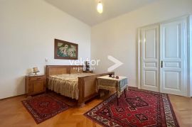 Pećine, otmjena stara vila s lijepim pogledom, Rijeka, Casa