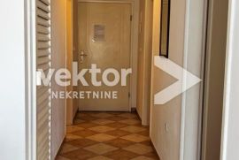 Malinska, apartman u blizini plaže, Malinska-Dubašnica, Stan