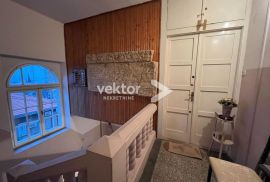 Krimeja, stara vila, 3-soban s dnevnim boravkom, Rijeka, Apartamento