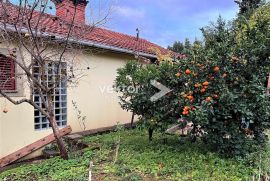 Medveja, samostojeća kuća u blizini plaže, Lovran, House