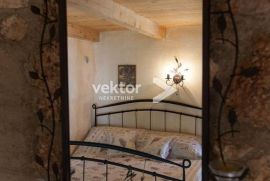 Bribir, vila sa bazenom novije gradnje, samostojeća, Vinodolska Općina, House