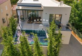 Pridraga - Moderna villa s bazenom par metara od plaže! 570.000€, Novigrad, Дом