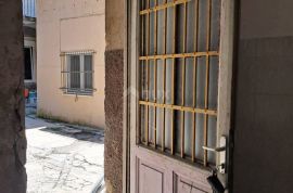 RIJEKA, CENTAR - skladišni  prostor 20 m2 za najam, Rijeka, Commercial property