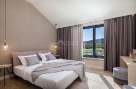 DALMACIJA , TROGIR Luksuzna vila s bazenom, Trogir, Casa