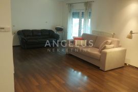 Zagreb - Sesvete, kuća 235 m2, 2 stambene jedinice, Sesvete, House