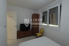 Stan na top lokaciji ID#121967, Zemun, Apartamento