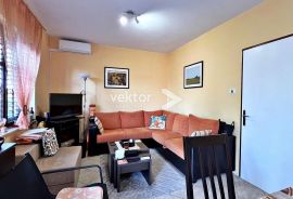 Kastav, komforan 2-soban s dnevnim boravkom, balkon, terasa, Kastav, Appartement