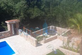 Dobrinj, okolica, Samostojeća kuća sa bazenom i velikom okućnicom, prodaja, Dobrinj, House