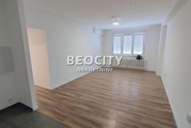 Novi Sad, Podbara, Kosovska, 3.0, 71m2, Novi Sad - grad, Apartamento