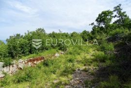 Kostrena, Dujmići, građevinski teren pravilnog oblika od 980m2 s pogledom na more, Kostrena, Γη