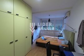 Retko u ponudi ID#129496, Zemun, Flat