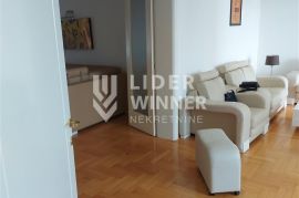 Odličan, lux salonac na top lokaciji ID#8223, Savski Venac, Wohnung