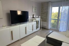 Zadar Melada - vrhunski uređen stan 87m2 dva balkona! 295000€, Zadar, Apartamento