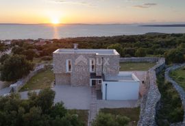 OTOK PAG, LUN - jedinstvena vila s bazenom na predivnoj lokaciji, Novalja, Haus