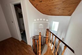 Zadar, Diklo - tipična dalmatinska kuća 120m2 u blizini mora! 255000€, Zadar, Kuća