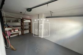 Zadar, Diklo - tipična dalmatinska kuća 120m2 u blizini mora! 255000€, Zadar, Haus