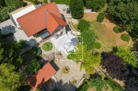 Grobnik - izuzetna ladanjska kuća 198m2 jedinstvena lokacija! 695000€, Čavle, House