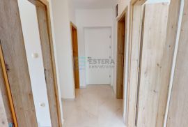 PRODAJA apartman Novalja 64,26 m2, prodaja, 350m od mora, bazen, Novalja, Apartamento