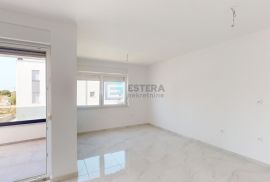 PRODAJA apartman Novalja 67,22 m2, prodaja, 350m od mora, vrt, bazen, Novalja, Διαμέρισμα